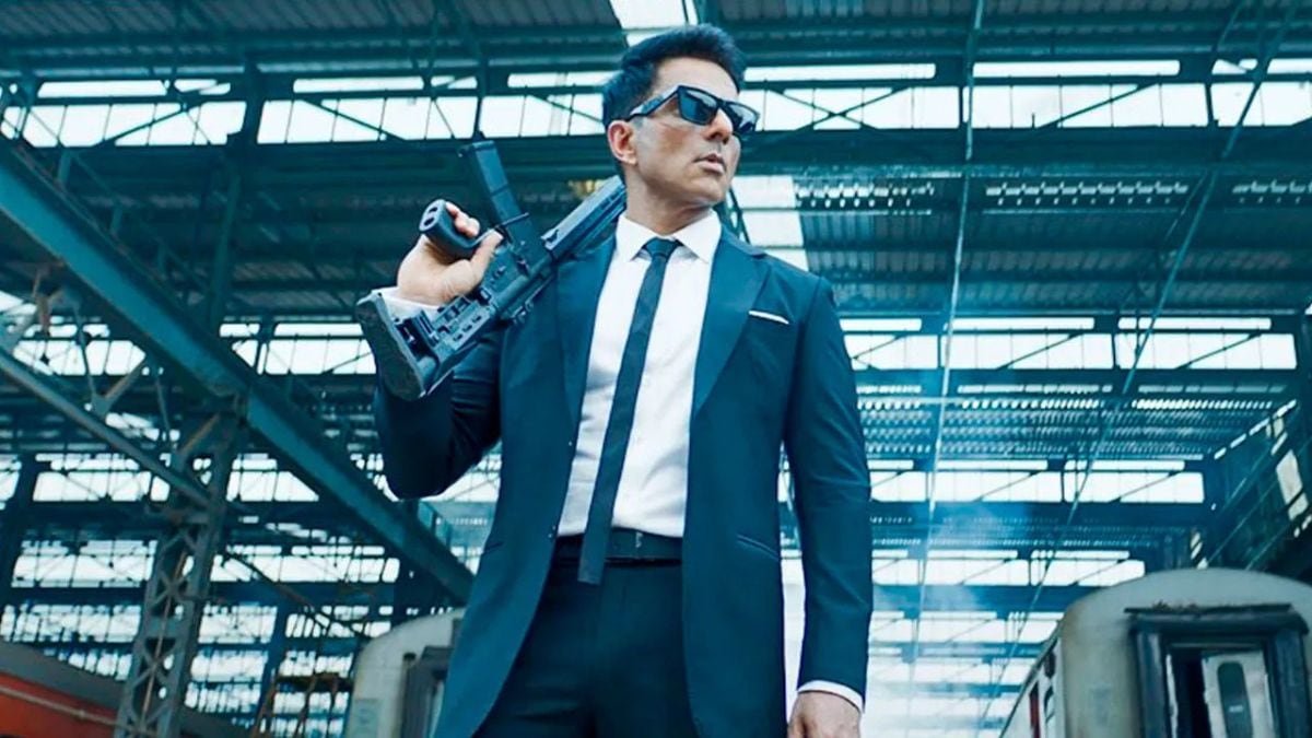 Fateh box office collection day 1: Sonu Sood's action thriller struggles, earns less than Game Changer Hindi version