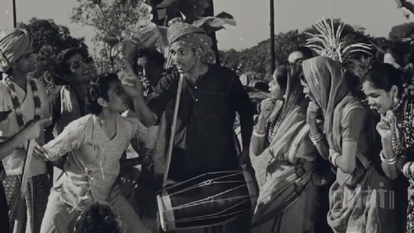 Still from KA Abbas' Dharti Ke Lal