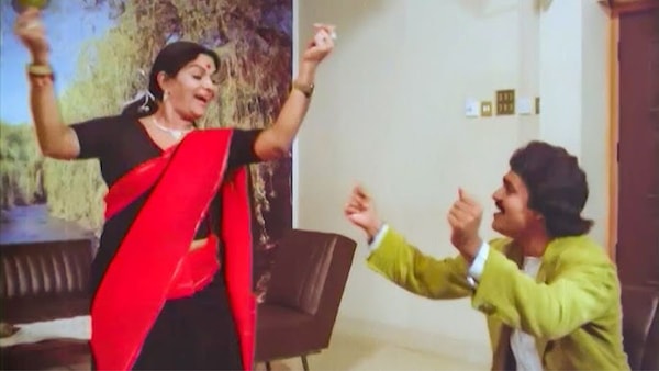 Sukumari in a still from Poochakkoru Mookkuthi.