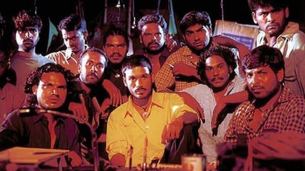 Still from Pudhupettai.