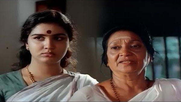 Still from Thalayana Manthram.