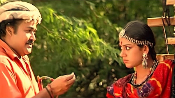Still from Thenmavin Kombatthu.