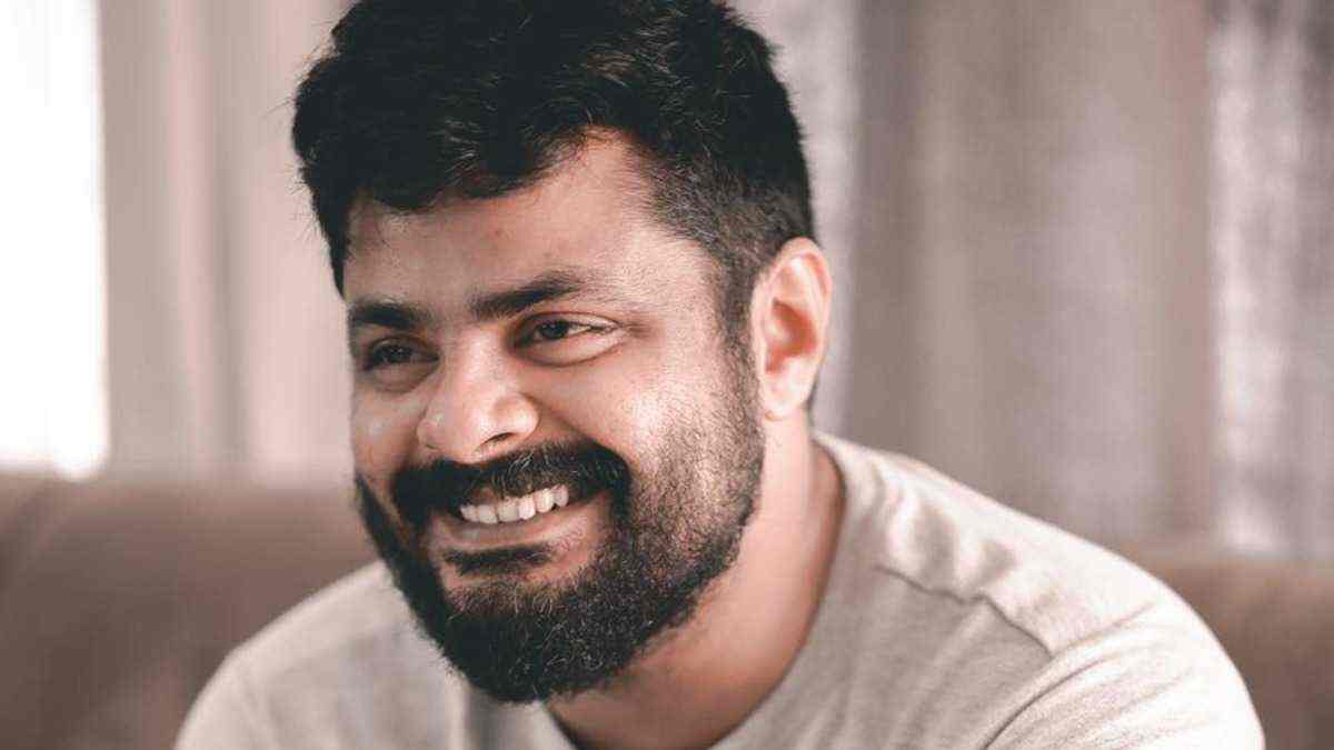 'Expected Dulquer Salmaan behind the camera,' Maqbool Salmaan