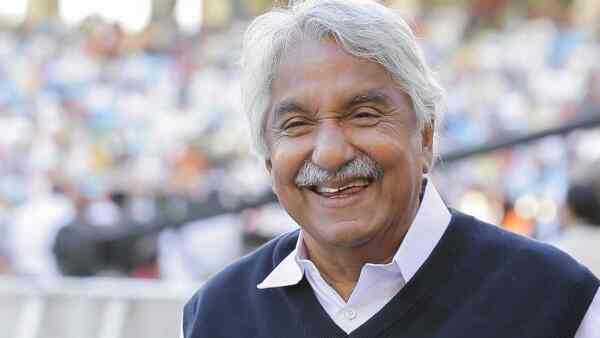 Still of Oommen Chandy