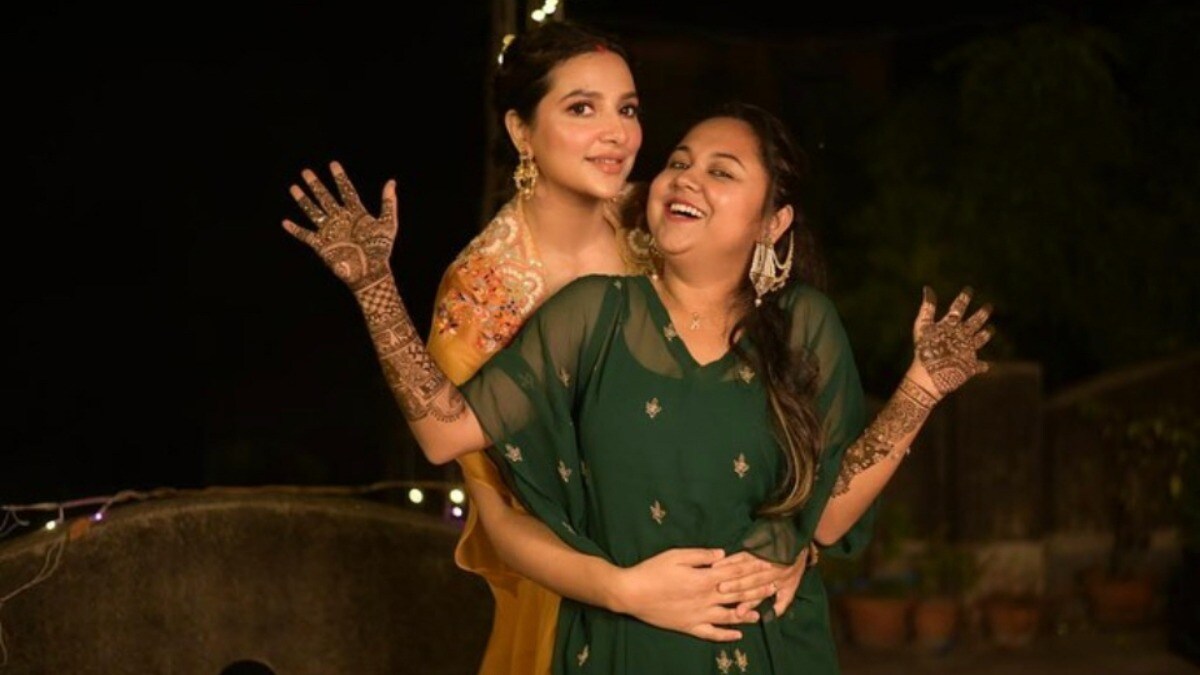 Subhani Friend Subhashree Ganguly gears up to celebrate a friend’s wedding