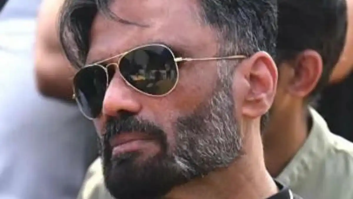 Suniel Shetty on Kumite 1 Warrior Hunt: MMA has the potential to take over football and cricket  Did you know that Suniel Shetty has an emotional connect with MMA?   Team OTTplay  Actor and fitness enthusiast Suniel Shetty is all set to host the upcoming MMA reality show Kumite 1 Warrior Hunt. And h