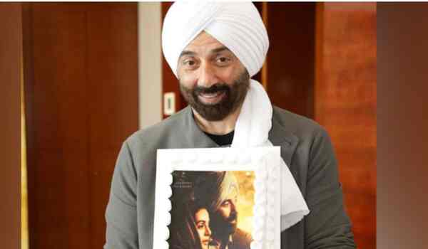 REVEALED: The reason why Sunny Deol never reads movie dialogues and scripts