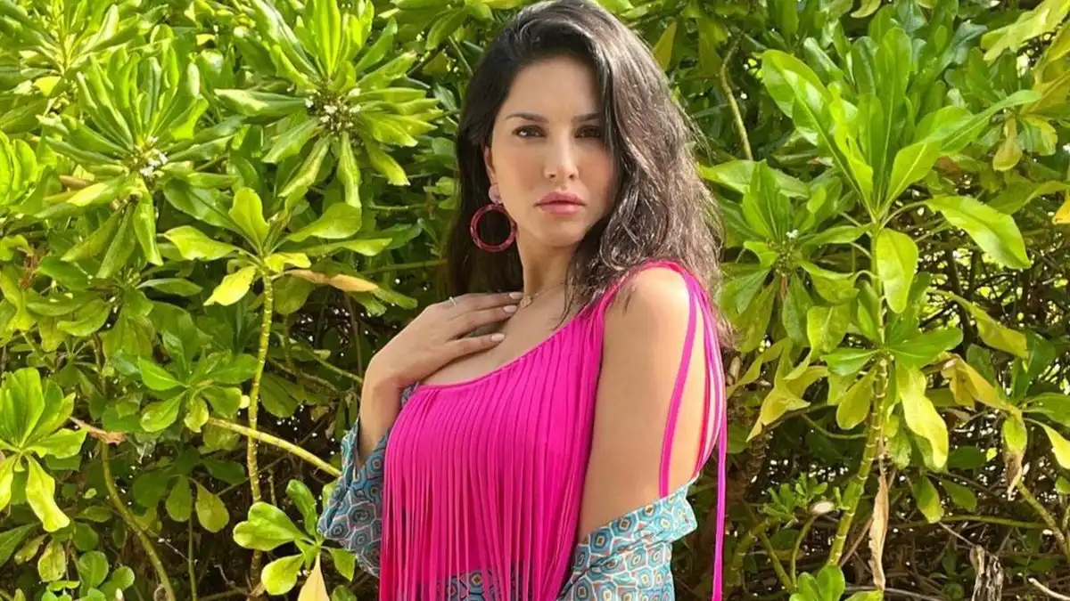 Sunny Leone returns to Kannada cinema with yet another special number