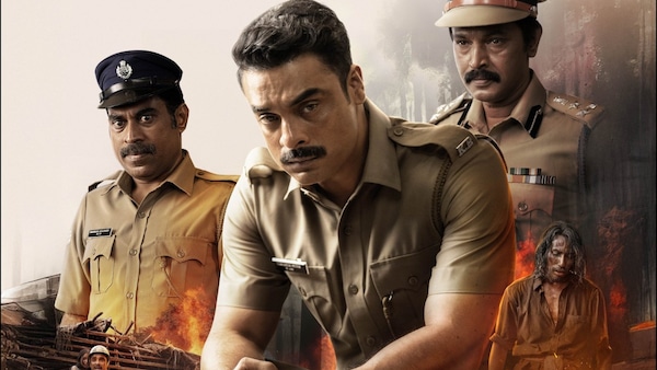 Suraj Venjaramoodu, Tovino Thomas, Cheran and Pranav in Narivetta