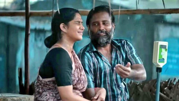 Swasika and Attakathi Dinesh in Lubber Pandhu