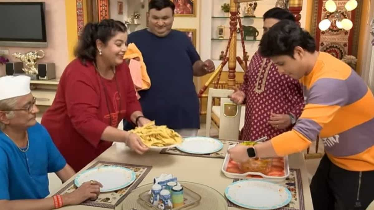 https://www.mobilemasala.com/film-gossip/Taarak-Mehta-Ka-Original-Chashmah-Episode-4143-Dr-Hathi-Steals-Jethalals-Jalebi-Fafda-i282697