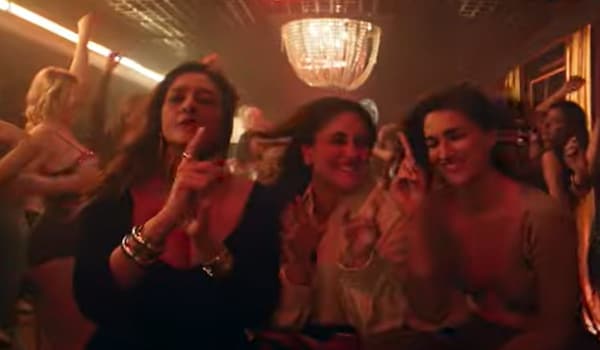 Crew song Ghagra: Kareena Kapoor, Kriti Sanon and Tabu groove their way into your hearts, netizens just cannot stop ooh-oohing about the trio!