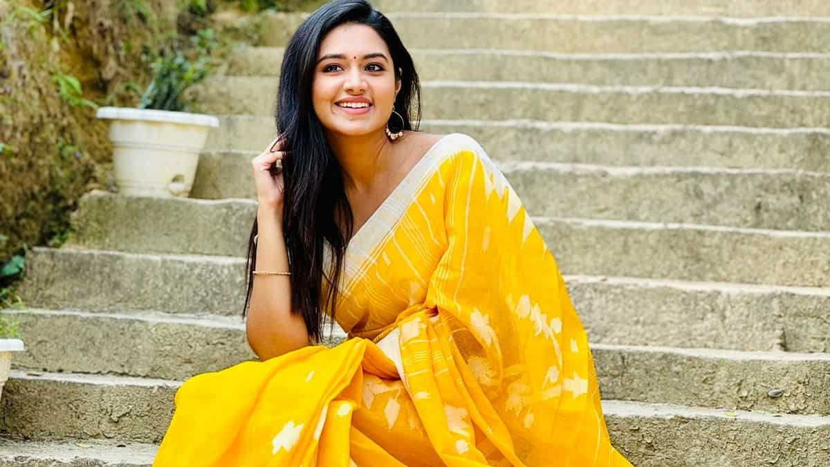 https://www.mobilemasala.com/film-gossip/Exclusive-Karagar-actress-Tasnia-Farin-wishes-Eid-Mubarak-from-Turkey-check-out-her-photos-i252718