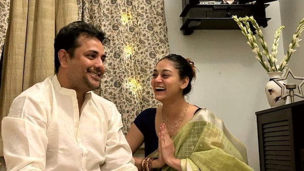 Are Tathagata Mukherjee and Bibriti Chatterjee living together?