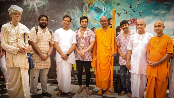Karthikeya 2 team visits ISKCON Vrindavan, garners praise for spreading the word about Krishna through the film