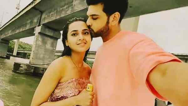 Tumhaare cheeks kam kyun ho rahe hai? Tumhaare kaatne se!: Tejasswi Prakash-Karan Kundrra’s fun video goes VIRAL – watch