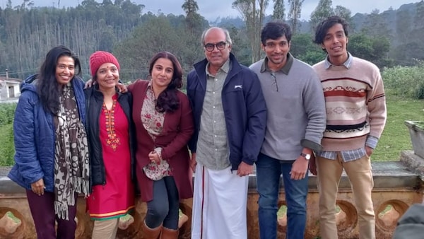 Thalaivasal Vijay with the team of Shirsha Guha Thakurta's rom-com