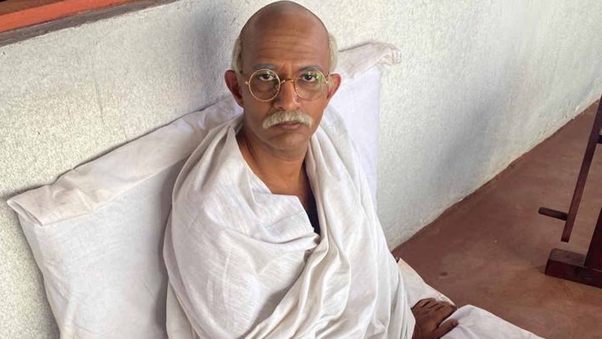 Kishore as Gandhi in the film