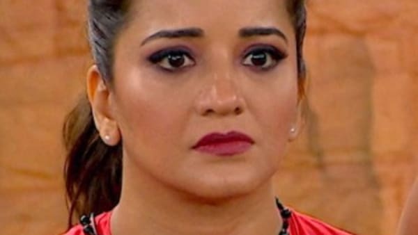 The 50 first eviction confirmed: Mona Lisa breaks down in tears as contestant name announced | Watch promo