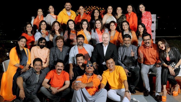 '80s stars celebrate reunion at Jackie Shroff's house in Mumbai