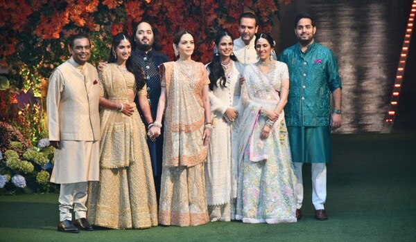 Inside pics from Anant Ambani-Radhika Merchant’s engagement; the ...