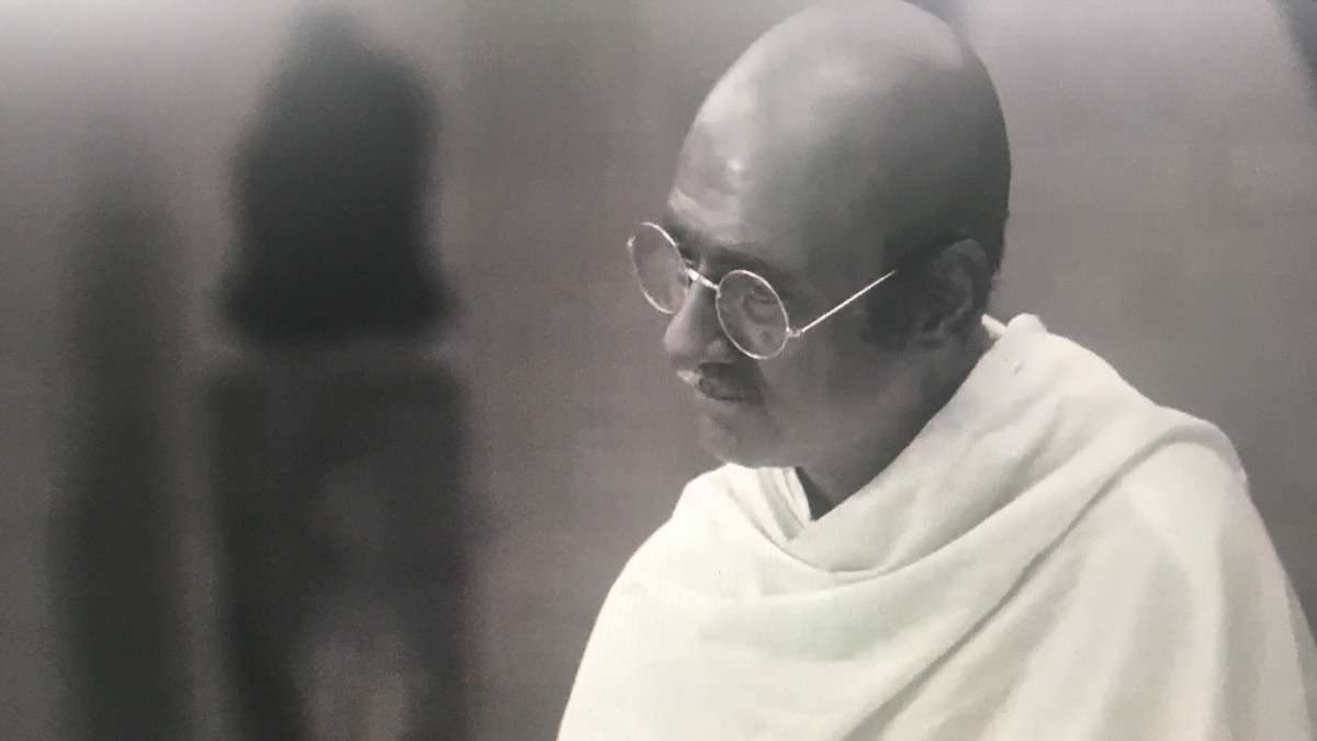 Salmin Sheriff as Gandhi in the film