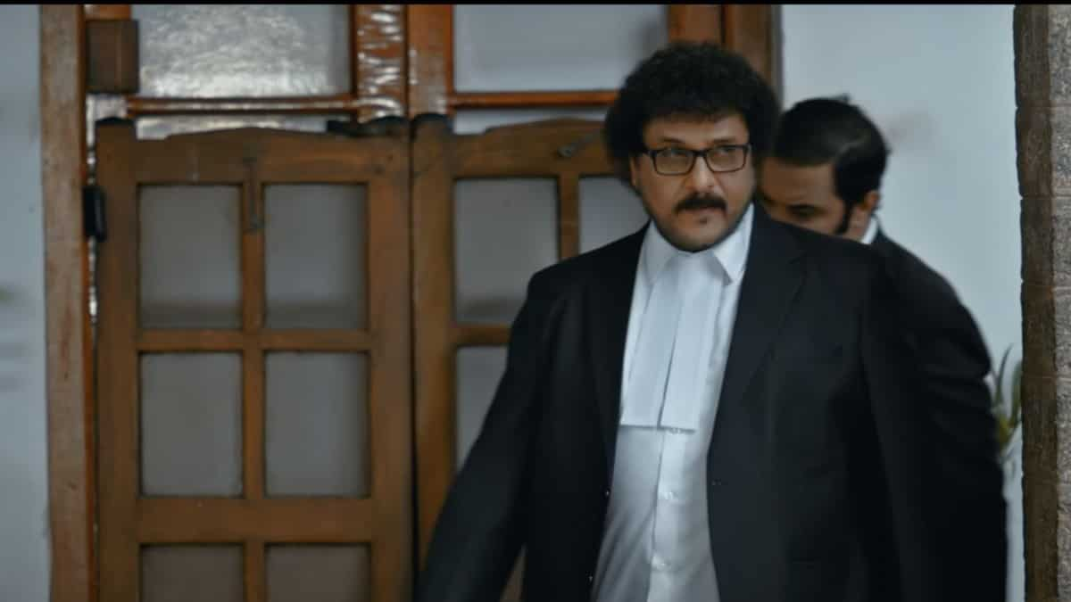 https://www.mobilemasala.com/movie-review/The-Judgement-movie-review-Ravichandrans-courtroom-drama-is-high-on-legalese-and-low-on-entertainment-i266444