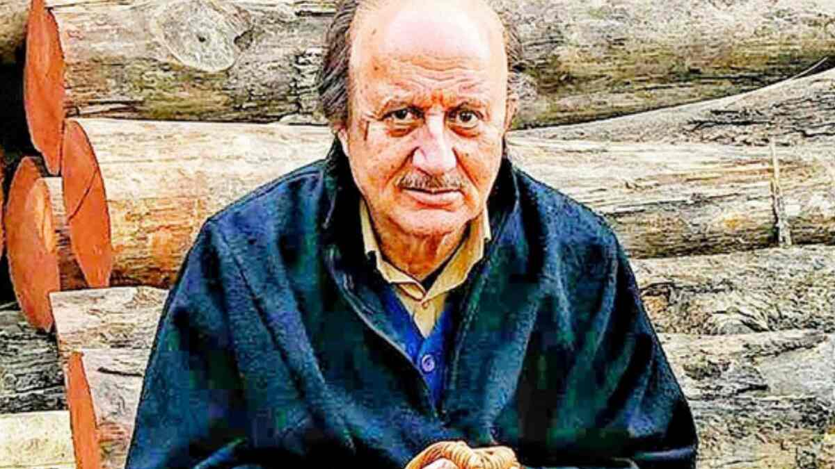 Anupam Kher Quiz