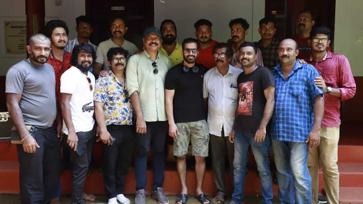 Bigg Boss Tamil fame Jithan Ramesh shoots for Route No. 17 in a cave ...