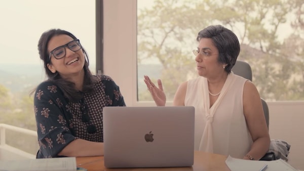 Sruthi Hariharan and Suhasini Maniratnam in The Verdict