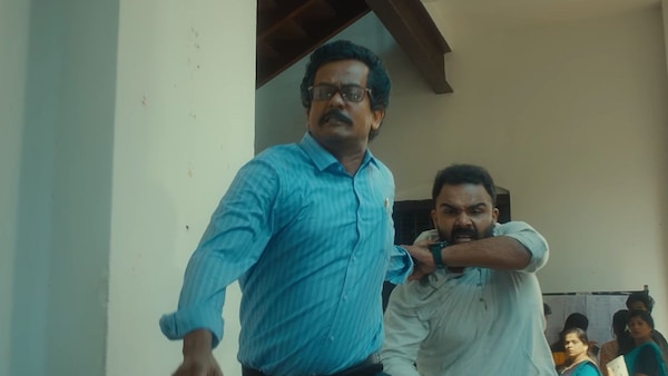 Ravindra Vijay in Theertharoopa thandeyavarige