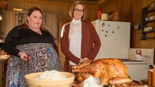 Kate and Rebecca prepare for Thanksgiving