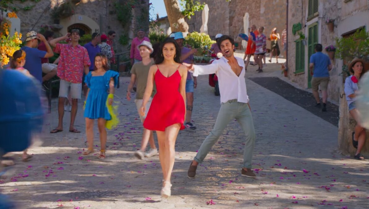 Tu Jhoothi Main Makkar Song Tere Pyaar Mein Song Out: Ranbir Kapoor And  Shraddha Kapoor Romance In Spain - Pragativadi
