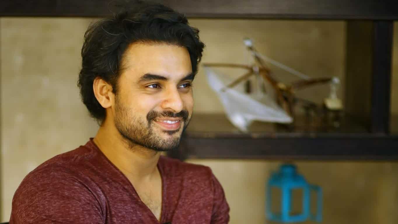 Anveshippin Kandethum: Tovino Thomas to join Darwin Kuriakose’s police drama from March Anveshippin Kandethum: Tovino Thomas to join Darwin Kuriakose’s police drama from March
