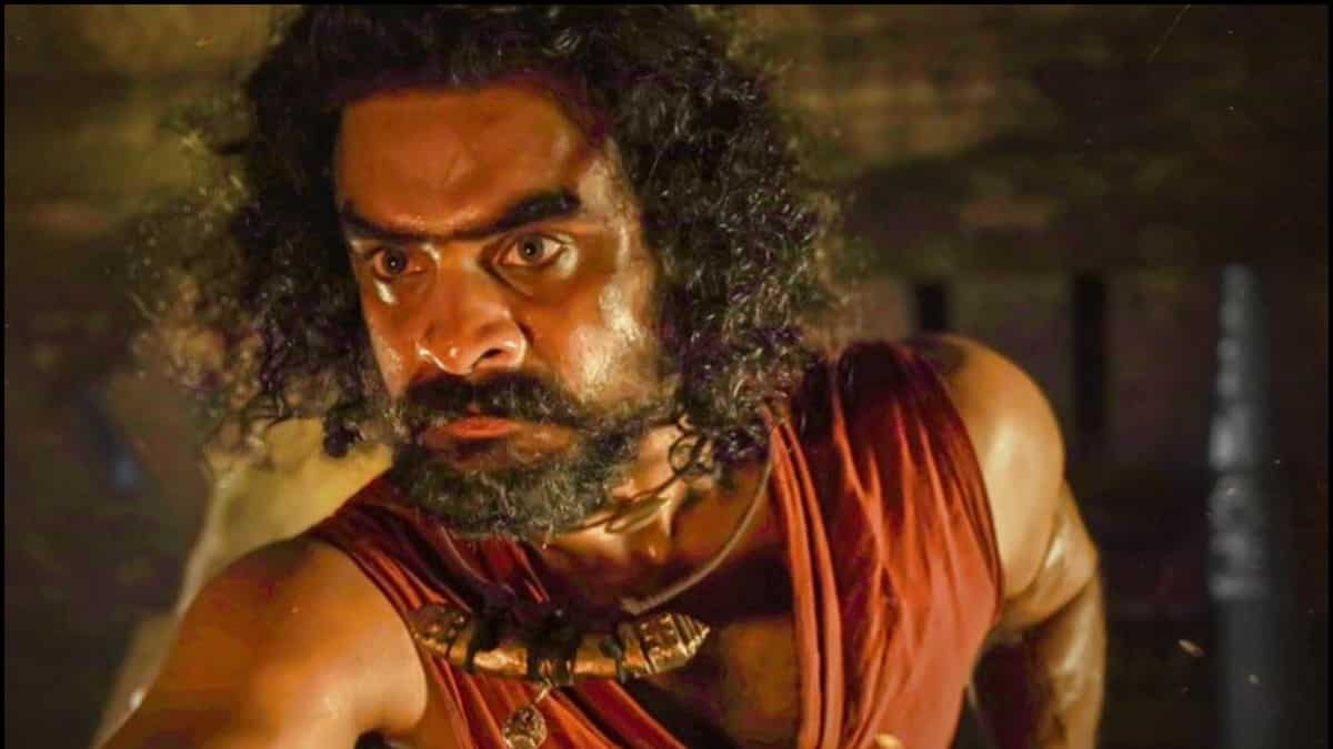 https://www.mobilemasala.com/movies/Ajayante-Randam-Moshanam-out-on-OTT-Where-and-why-to-stream-Tovino-Thomas-Krithi-Shetty-starrer-now-i315440