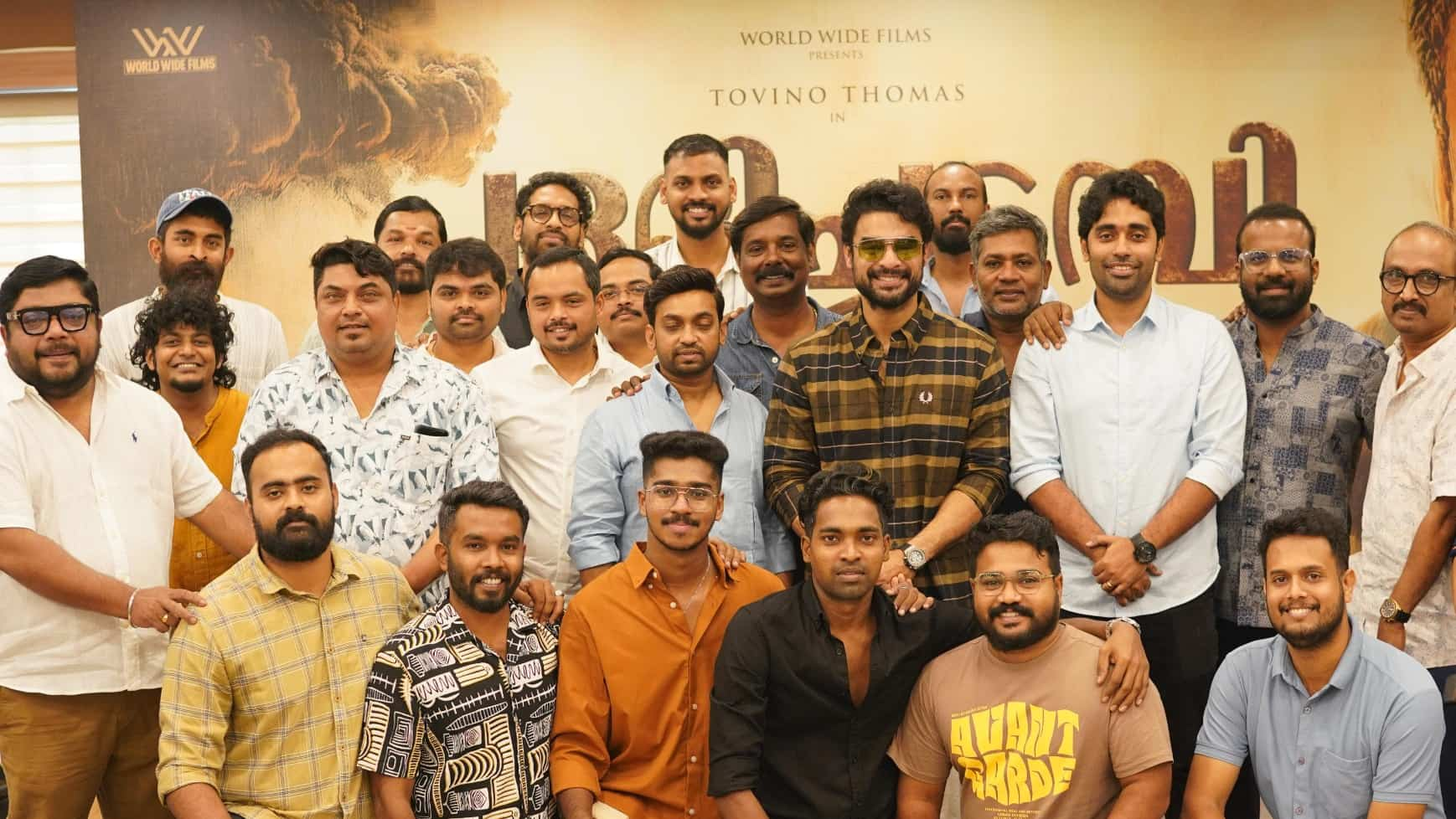 https://www.mobilemasala.com/movies/Tovino-Thomas-Cast-as-Church-Appointed-Goon-in-Dijo-Jose-Antonys-Palli-Chattambi-i346960