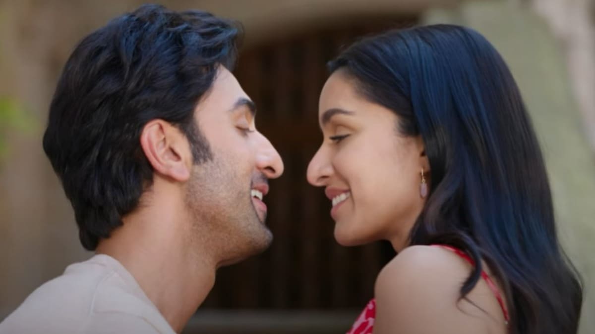 Tu Jhoothi Main Makkaar box office report day 1: Here's an update on Ranbir Kapoor and Shraddha Kapoor's rom-com advance booking