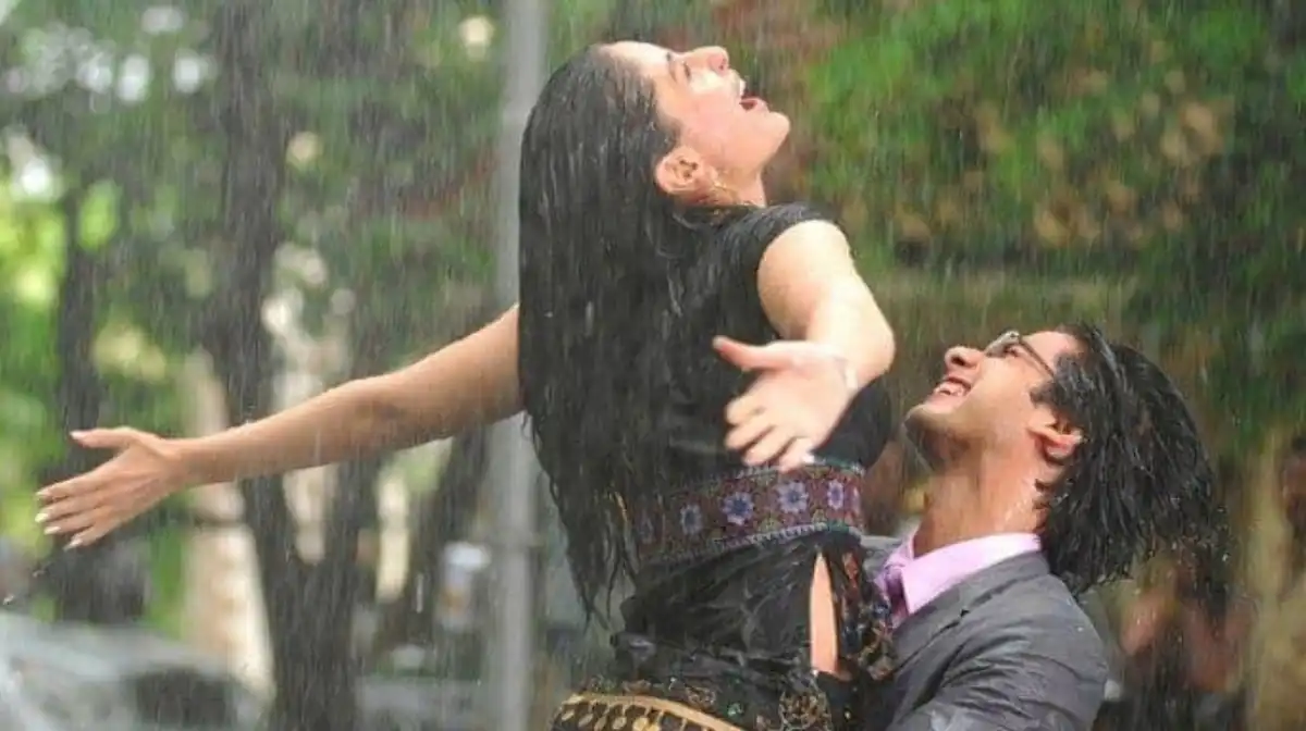 Monsoon Magic: How Shahid Kapoor-Kareena Kapoor's Tum Se Hi makes the millennials recall their FIRST LOVE