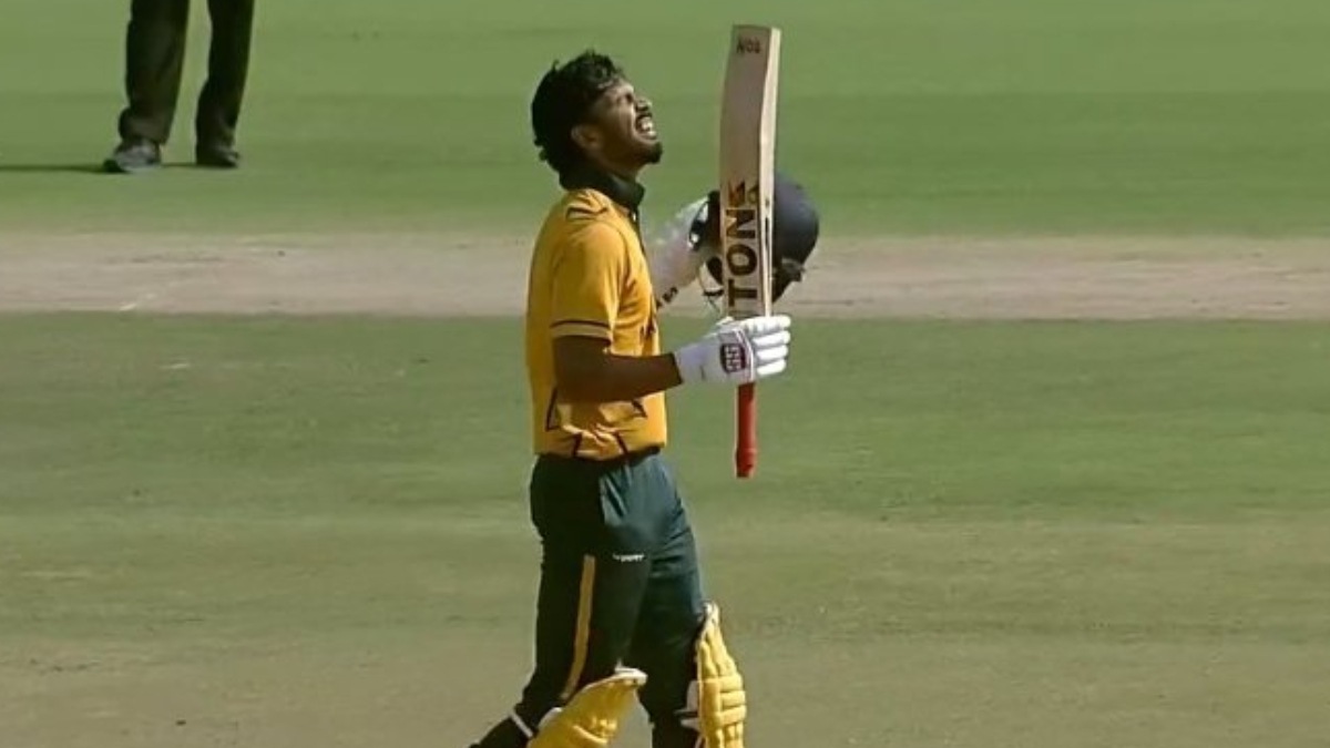 43 runs in one over! Watch how Ruturaj Gaikwad creates history to become 1st player to smash 7 sixes