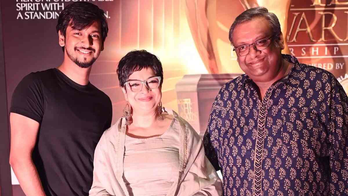 Kaushik Ganguly, Churni Ganguly and Ujaan initiate a ‘writers bank’