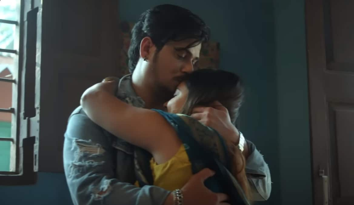 ULLU Originals Gaon Ki Garmi Part -2 trailer: A young city man seduces two  women in his love in this erotic web series