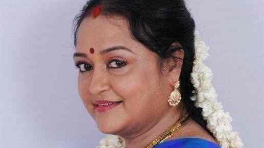 Popular Malayalam-Tamil actress Chitra passes away due to cardiac arrest