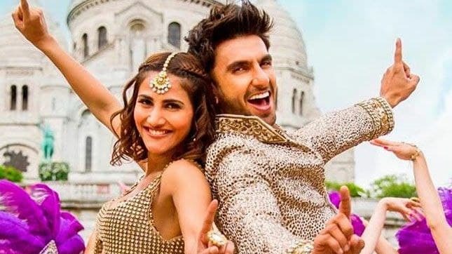 Vaani Kapoor and Ranveer Singh in Befikre