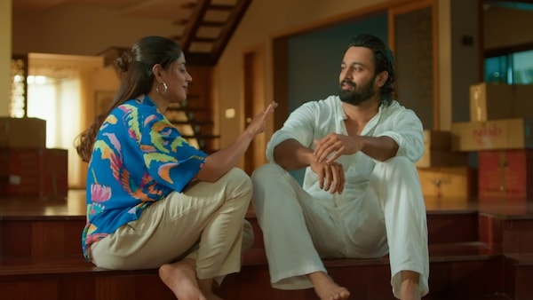 Unni Mukundan and Nikhila Vimal in a still from Get-Set Baby