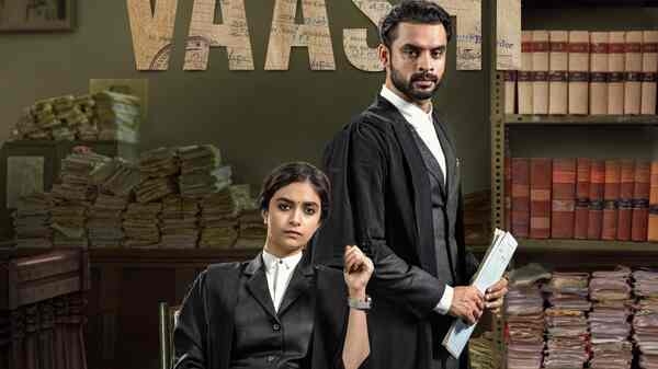 Vaashi first look: Tovino Thomas, Keerthy Suresh are lawyers in the legal drama