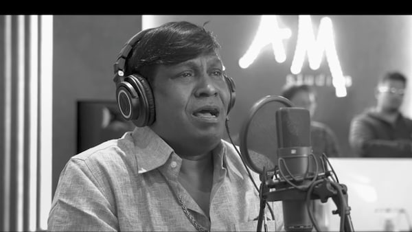 Maamannan: Fans go gaga over Vadivelu's rendition of Raasa Kannu, say he deserves an award for the song