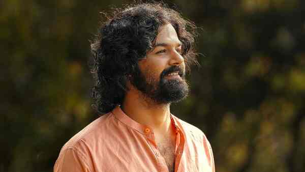 Varshangalkku Shesham on OTT - Netizens troll Pranav Mohanlal for his performance in Vineeth Sreenivasan’s film