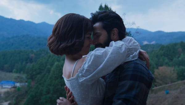 Bhediya song Apna Bana Le teaser: Varun Dhawan and Kriti Sanon to romance amid serene hills