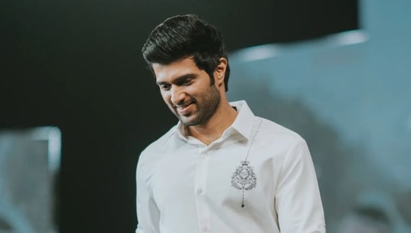 Here's why Liger star Vijay Deverakonda hasn't signed any other Bollywood film apart from his debut project