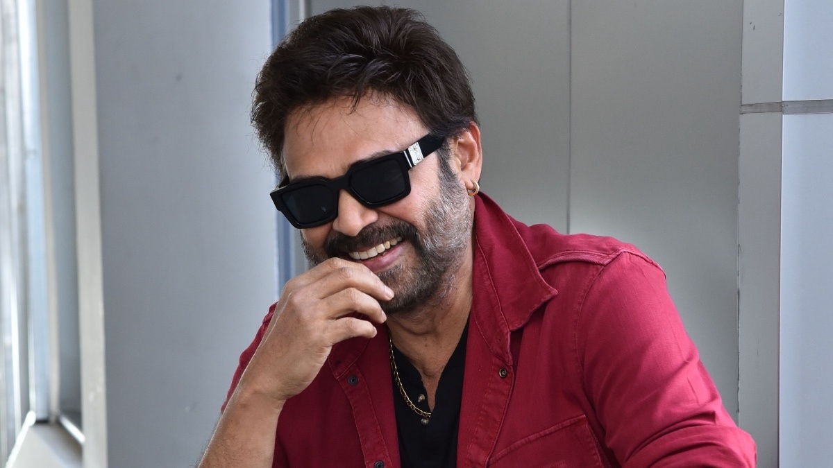 Viral video: Venkatesh lauds Ram Charan for RRR, says Ram Charan deserves all the awards